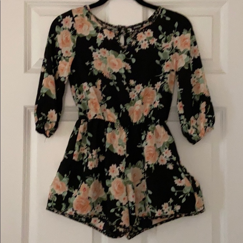 NWOT girls long sleeve dressy romper size 8